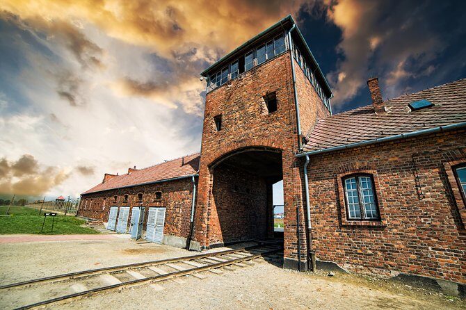 Auschwitz Birkenau and Wieliczka Salt Mine Guided Full Day Tour - Auschwitz-Birkenau with an official guide and a controlled break