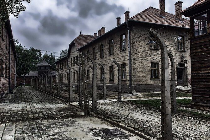 Full-Day Auschwitz-Birkenau and Salt Mine from Krakow - Getting From Krakow: Pickup, Transfers, and Why Timing Matters