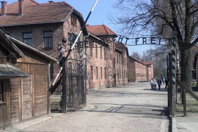 Wheelchair accessible PRIVATE transfer to Auschwitz - Birkenau - Getting tickets right, plus the bag and ID rules